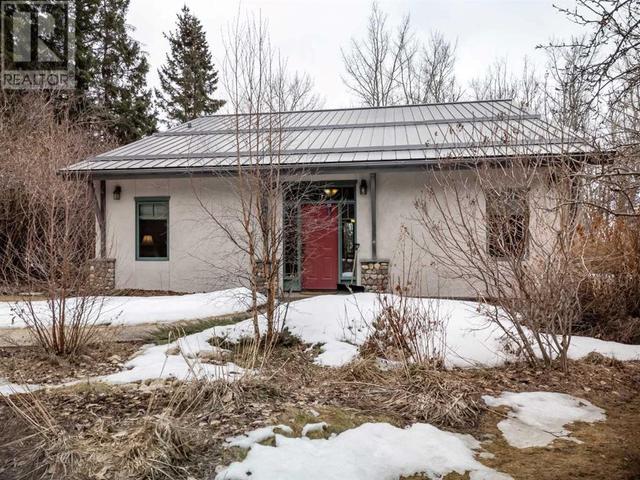 26471 Township Road 382, Home with 2 bedrooms, 2 bathrooms and 2 parking in Red Deer County AB | Image 3
