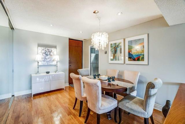 2010 - 260 Scarlett Rd, Condo with 3 bedrooms, 2 bathrooms and 1 parking in Toronto ON | Image 38