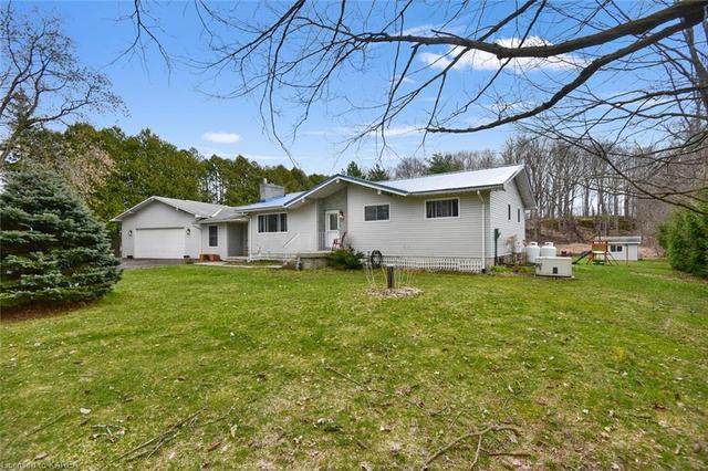 2209 Hallecks Road W, House detached with 4 bedrooms, 2 bathrooms and 8 parking in Elizabethtown Kitley ON | Image 22
