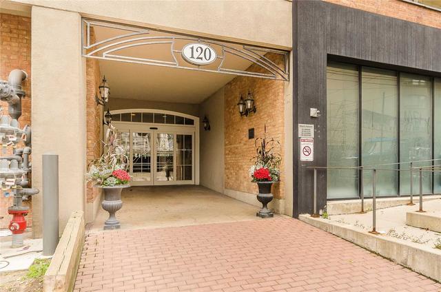 1102 - 120 St Patrick St, Condo with 1 bedrooms, 1 bathrooms and 0 parking in Toronto ON | Image 1