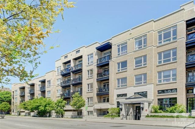 101 - 429 Kent Street, Condo with 2 bedrooms, 2 bathrooms and 1 parking in Ottawa ON | Image 1