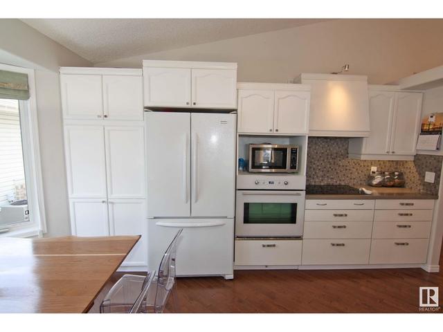 30 - 10848 8 Av Sw, House semidetached with 3 bedrooms, 3 bathrooms and 4 parking in Edmonton AB | Card Image