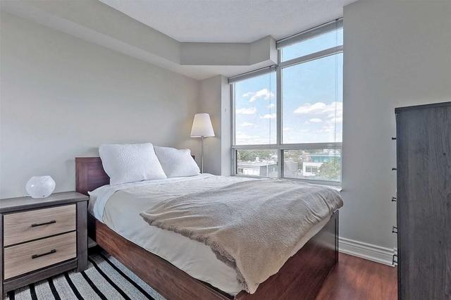 606 - 140 Bathurst St, Condo with 2 bedrooms, 1 bathrooms and 1 parking in Toronto ON | Image 10