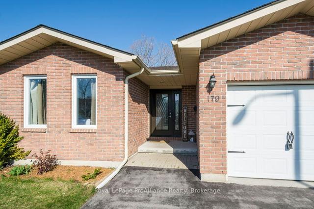 179 Nicholas St, House detached with 2 bedrooms, 2 bathrooms and 3 parking in Quinte West ON | Image 12