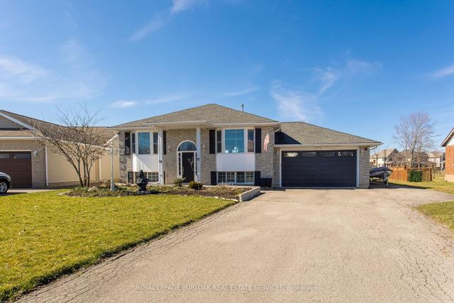 3731 Black Creek Rd, House detached with 2 bedrooms, 2 bathrooms and 8 parking in Fort Erie ON | Image 12