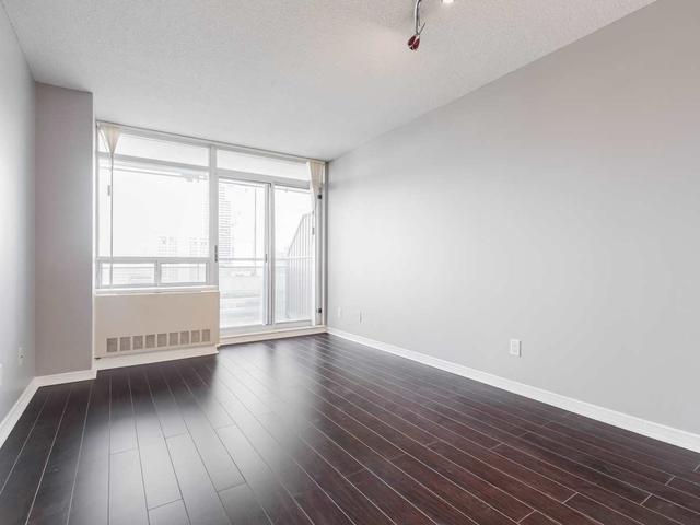 1209 - 155 Beecroft Rd, Condo with 1 bedrooms, 1 bathrooms and 1 parking in Toronto ON | Image 4