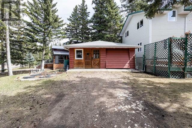 102 Acadia Crescent, House detached with 3 bedrooms, 2 bathrooms and 6 parking in Cypress County AB | Image 41