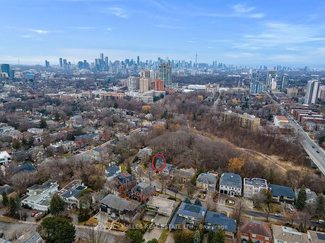 3 Ridgewood Rd, House detached with 4 bedrooms, 6 bathrooms and 6 parking in Toronto ON | Image 8