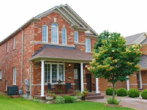 81 Saint Victor Dr, House detached with 4 bedrooms, 3 bathrooms and 2 parking in Vaughan ON | Image 1