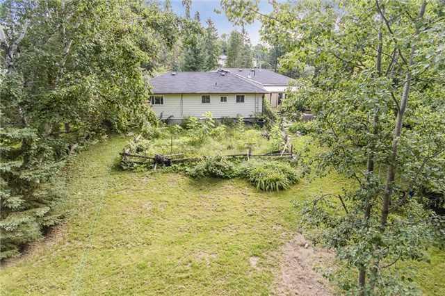 2234 Mildred Ave, House detached with 3 bedrooms, 2 bathrooms and 8 parking in Innisfil ON | Image 2