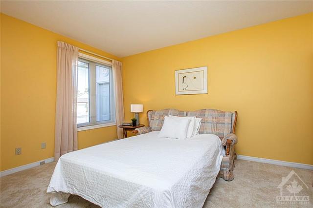 12 Grand Cedar Court, Townhouse with 2 bedrooms, 2 bathrooms and 4 parking in Ottawa ON | Image 22