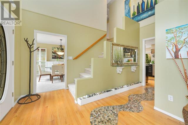6782 Greig Crt, House detached with 3 bedrooms, 4 bathrooms and 6 parking in Central Saanich BC | Image 28