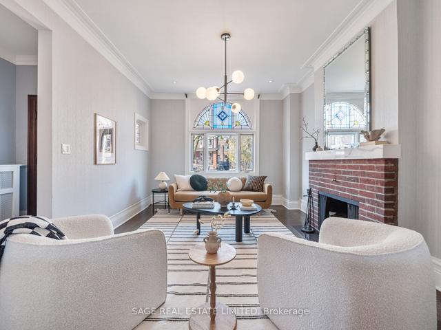 165 Delaware Ave, House semidetached with 4 bedrooms, 4 bathrooms and 0 parking in Toronto ON | Image 23