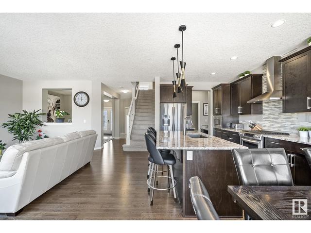 2122 53 St Sw, House detached with 4 bedrooms, 3 bathrooms and 4 parking in Edmonton AB | Image 12