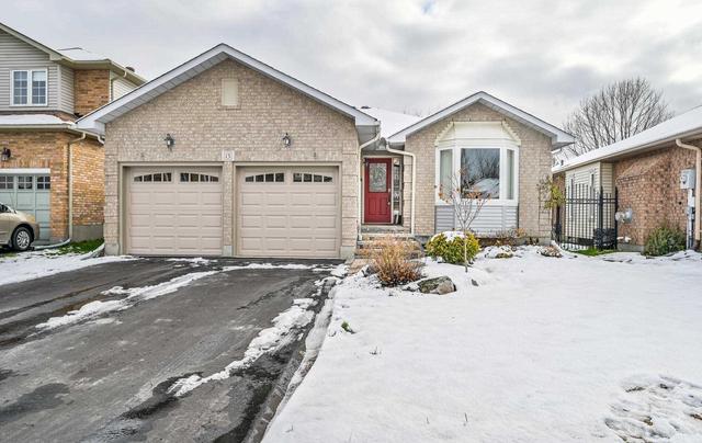 13 Wabbokish Crt, House detached with 2 bedrooms, 2 bathrooms and 4 parking in Clarington ON | Image 1