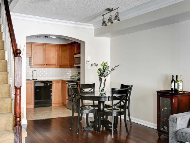 Th 2 - 40 Mendelssohn St, Townhouse with 2 bedrooms, 2 bathrooms and 1 parking in Toronto ON | Image 3