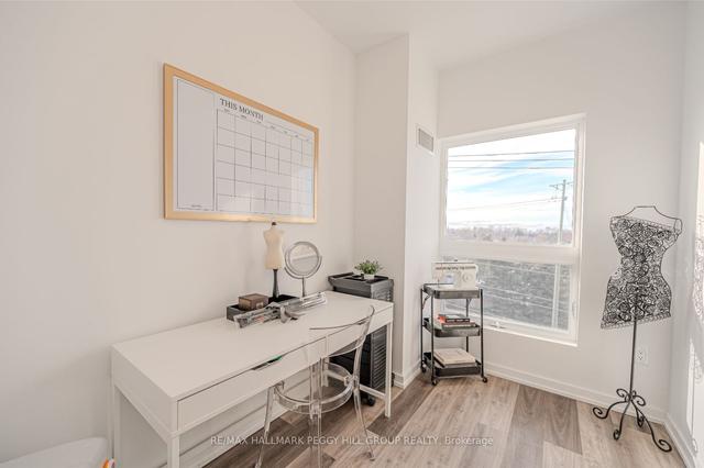 412 - 430 Essa Rd, Condo with 2 bedrooms, 3 bathrooms and 1 parking in Barrie ON | Image 2
