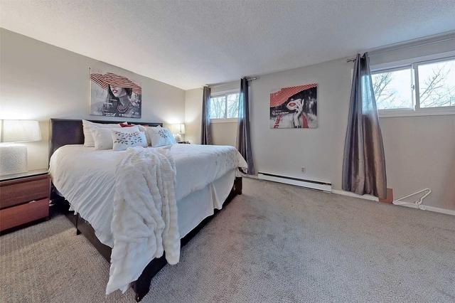 7 - 700 Harmony Rd N, Townhouse with 3 bedrooms, 3 bathrooms and 2 parking in Oshawa ON | Image 7