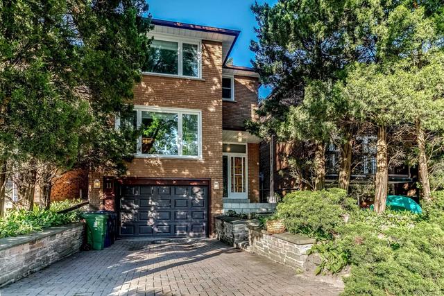 11 Innisfree Crt, House detached with 4 bedrooms, 3 bathrooms and 2 parking in Toronto ON | Image 12