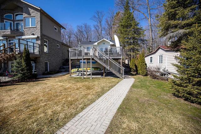 36 Hills Rd, House detached with 2 bedrooms, 2 bathrooms and 3 parking in Kawartha Lakes ON | Image 34