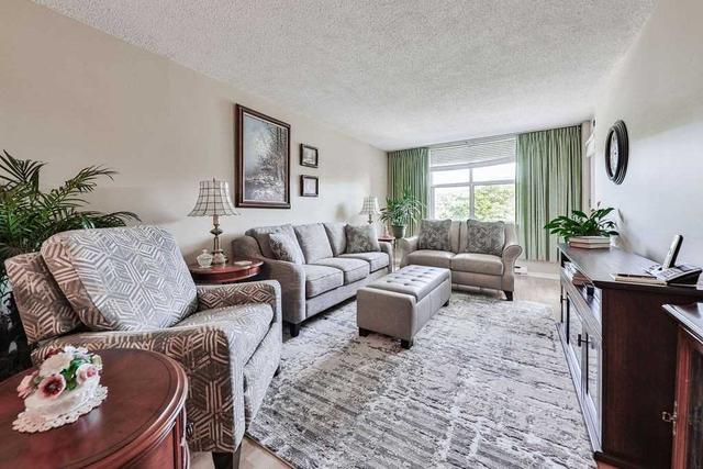 304 - 2199 Sixth Line, Condo with 2 bedrooms, 2 bathrooms and 1 parking in Oakville ON | Image 11