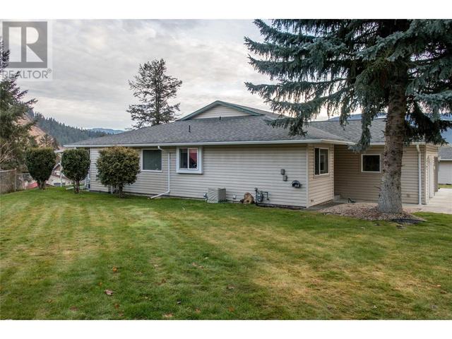 1 - 2675 Pine Avenue, House detached with 2 bedrooms, 2 bathrooms and 3 parking in Lumby BC | Image 4
