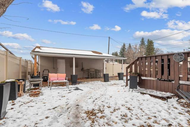 4118 36 Street, House detached with 4 bedrooms, 2 bathrooms and 2 parking in Red Deer AB | Image 3