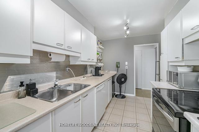 1009 - 44 Longbourne Dr, Condo with 3 bedrooms, 2 bathrooms and 2 parking in Toronto ON | Image 8