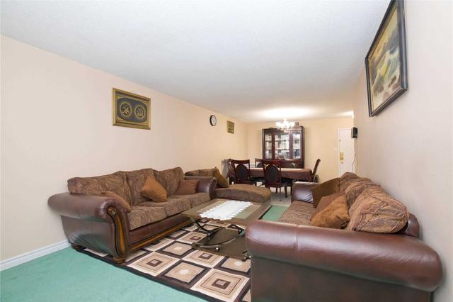 ph-11 - 390 Dixon Rd, Condo with 3 bedrooms, 2 bathrooms and 1 parking in Toronto ON | Image 7