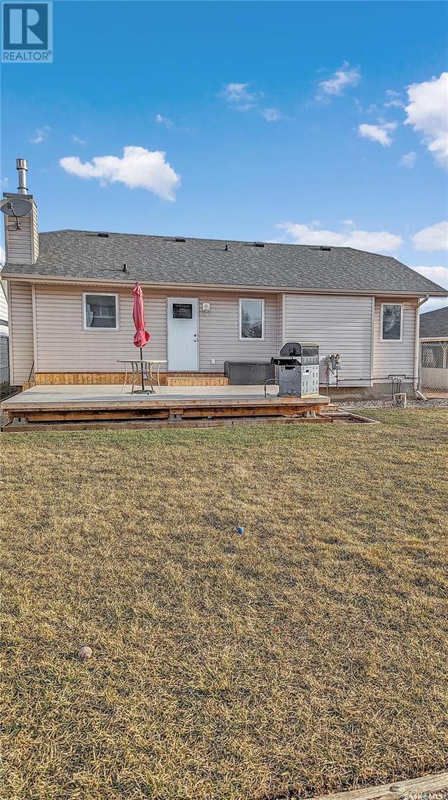305 2nd Street W, House detached with 4 bedrooms, 2 bathrooms and null parking in Warman SK | Image 29