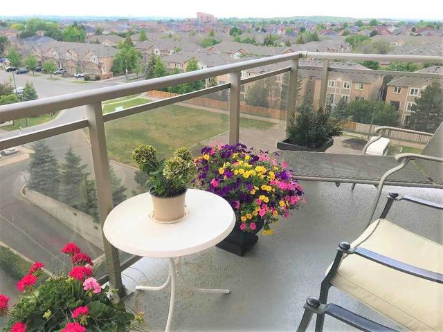 707 - 810 Scollard Crt, Condo with 1 bedrooms, 1 bathrooms and 1 parking in Mississauga ON | Image 7