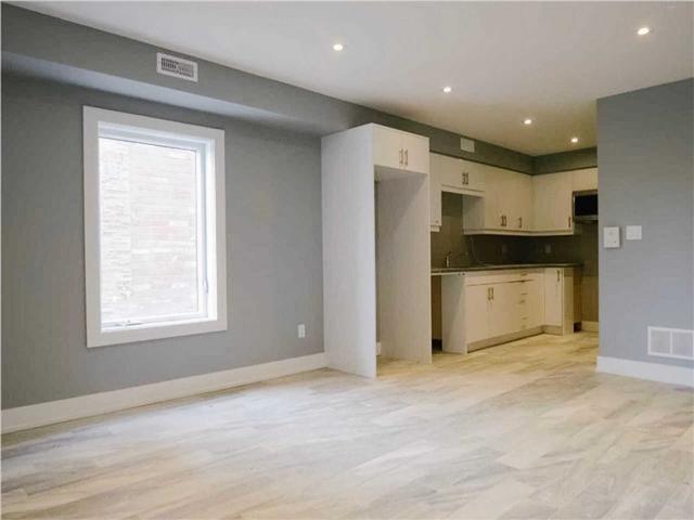 upper - 2 Hyde Ave, House detached with 2 bedrooms, 1 bathrooms and 1 parking in Toronto ON | Image 11