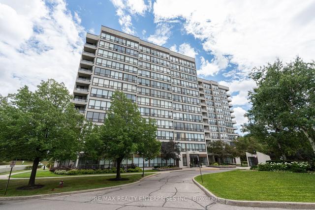 802 - 10 Laurelcrest St, Condo with 2 bedrooms, 2 bathrooms and 2 parking in Brampton ON | Image 12
