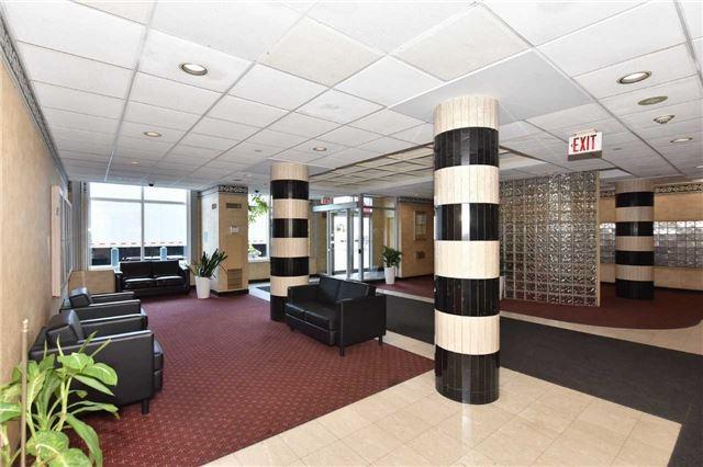 404 - 1470 Midland Ave, Condo with 2 bedrooms, 2 bathrooms and 1 parking in Toronto ON | Image 3