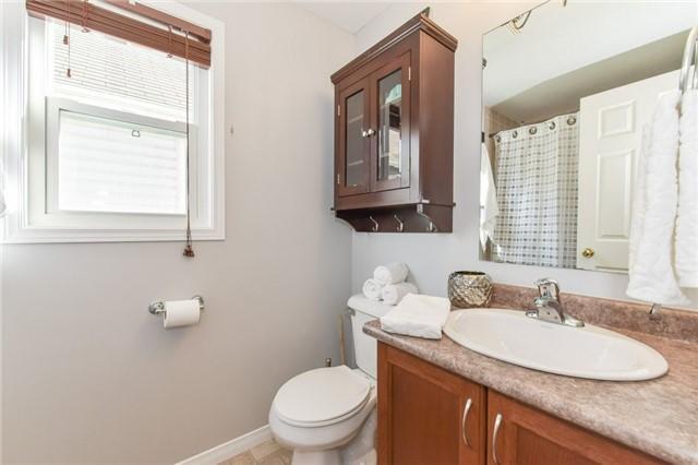747 Laurelwood Dr, House detached with 3 bedrooms, 2 bathrooms and 2 parking in Waterloo ON | Image 14