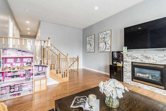 26 Hillpath Cres, House detached with 4 bedrooms, 3 bathrooms and 6 parking in Brampton ON | Image 15