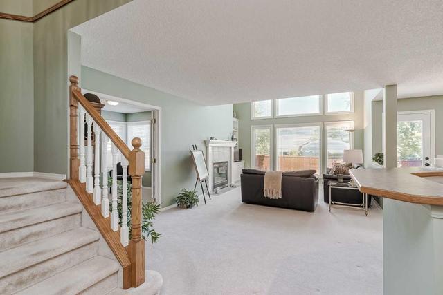 50 Mt Yamnuska Court Se, House detached with 3 bedrooms, 2 bathrooms and 4 parking in Calgary AB | Image 5