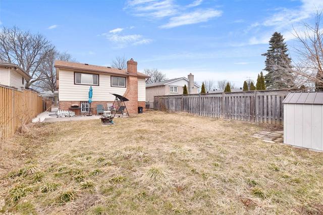 2763 Bramley Cres, House detached with 3 bedrooms, 2 bathrooms and 2 parking in Windsor ON | Image 4