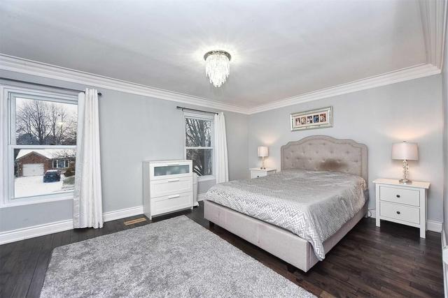877 Finley Ave, House detached with 3 bedrooms, 2 bathrooms and 4 parking in Ajax ON | Image 14