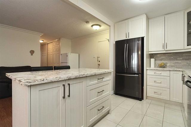 1201 - 1338 York Mills Rd, Condo with 3 bedrooms, 2 bathrooms and 1 parking in Toronto ON | Image 26