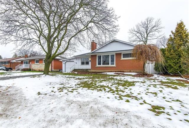 8678 Champlain Dr, House detached with 3 bedrooms, 2 bathrooms and 3 parking in Niagara Falls ON | Image 12