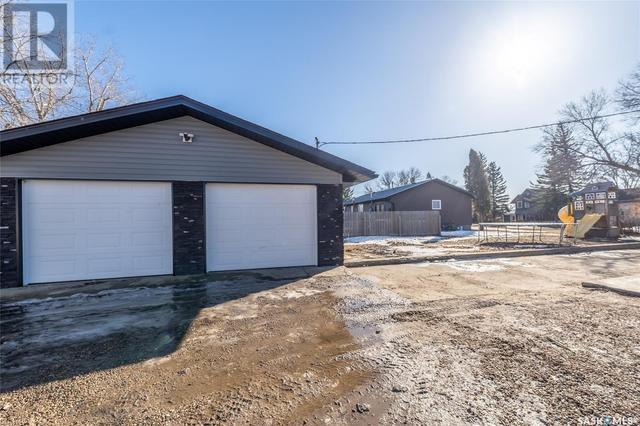 217 Conway Street, House detached with 5 bedrooms, 3 bathrooms and null parking in Mortlach SK | Image 38