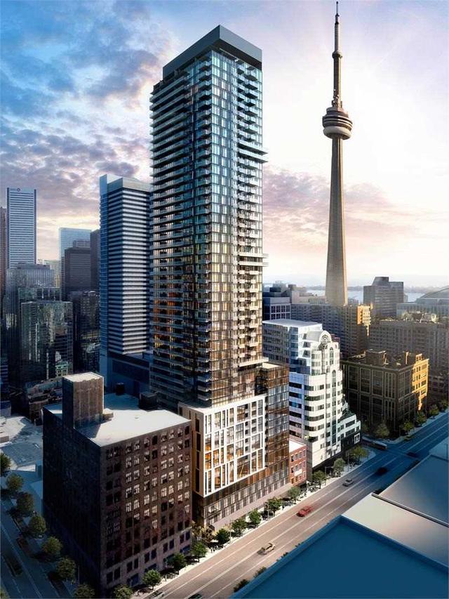 1001 - 87 Peter St, Condo with 1 bedrooms, 1 bathrooms and 0 parking in Toronto ON | Image 1