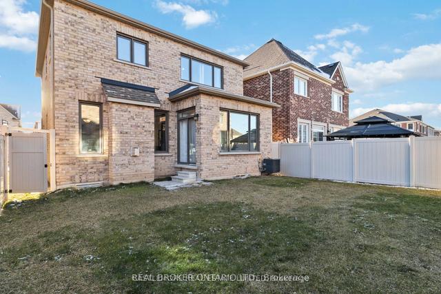 1295 Hamman Way, House detached with 3 bedrooms, 3 bathrooms and 4 parking in Milton ON | Image 6