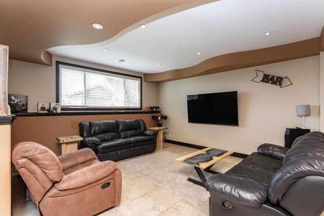 3 Henner's Outlook, House detached with 4 bedrooms, 3 bathrooms and 3 parking in Lacombe AB | Image 29