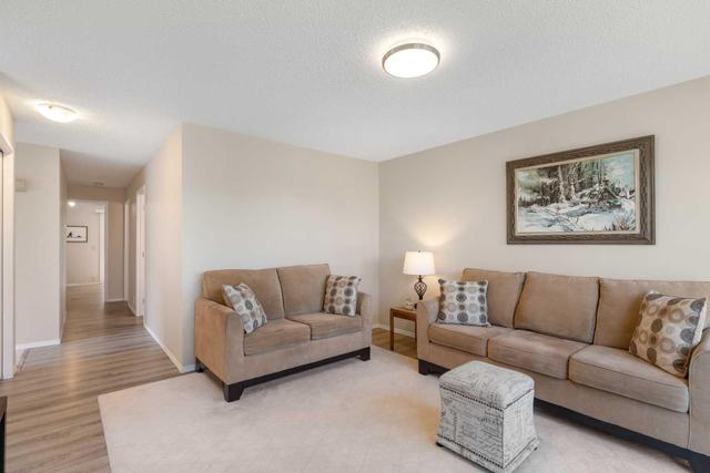 20 Berkshire Close Nw, House detached with 5 bedrooms, 2 bathrooms and 1 parking in Calgary AB | Image 23