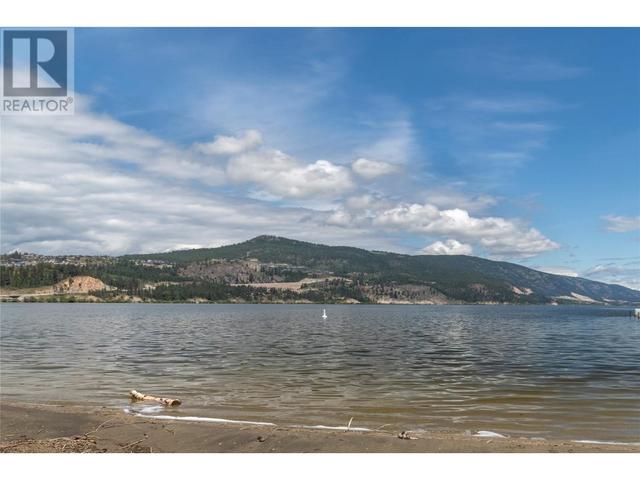 305 - 3570 Woodsdale Road, Condo with 3 bedrooms, 2 bathrooms and 1 parking in Lake Country BC | Image 22