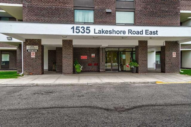 ph4 - 1535 Lakeshore Rd E, Condo with 3 bedrooms, 2 bathrooms and 2 parking in Mississauga ON | Image 30