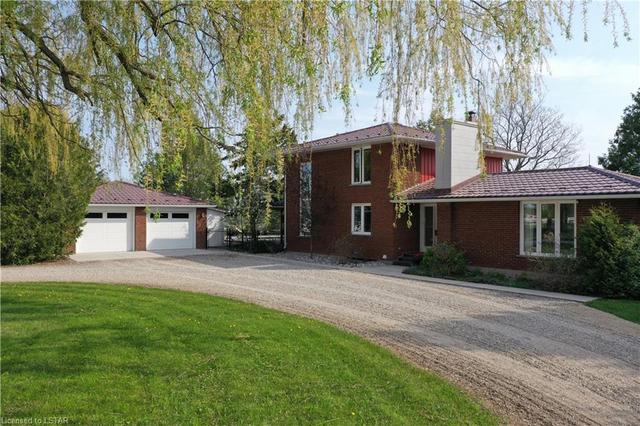 12801 Medway Road, House detached with 3 bedrooms, 3 bathrooms and 22 parking in Middlesex Centre ON | Image 10