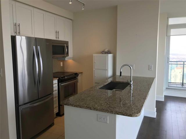 Lph08 - 4099 Brickstone Mews, Condo with 2 bedrooms, 2 bathrooms and 1 parking in Mississauga ON | Image 2